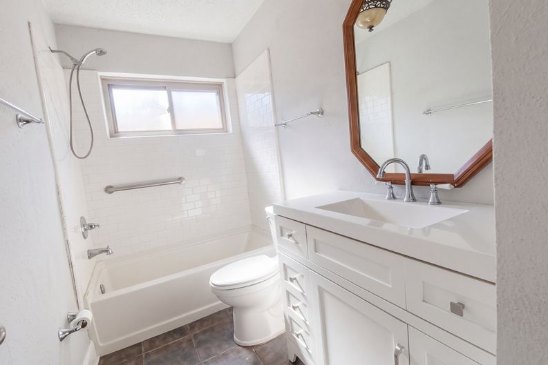 Photo 9 of 18 of 505 Mount Vernon Dr, La Place, LA