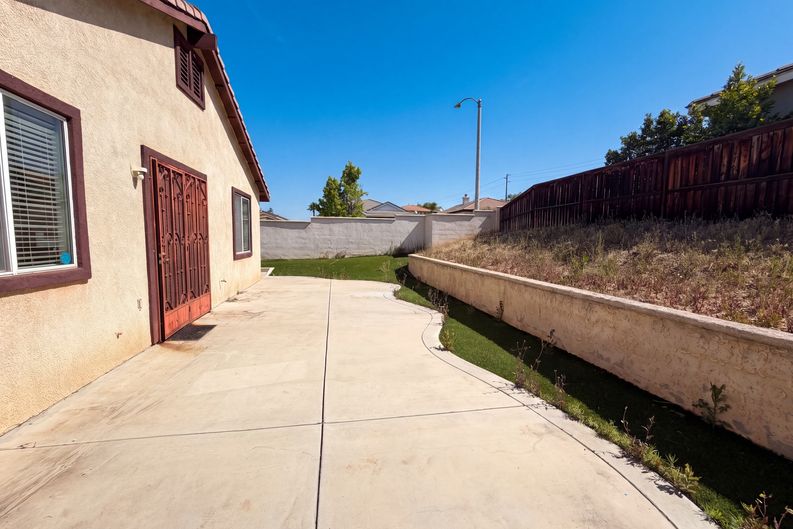 Photo 18 of 19 of 16960 Tack Ln, Moreno Valley, CA