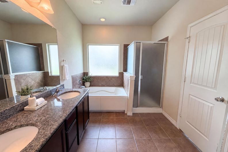 Photo 10 of 24 of 824 Tuscan Rd, Harker Heights, TX