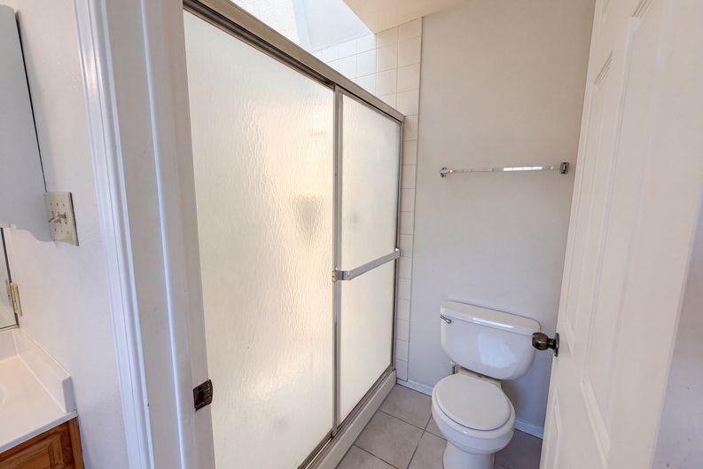 Photo 15 of 22 of 6908 Welton Dr NE, Albuquerque, NM