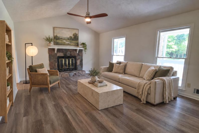 Photo 6 of 32 of 2681 Tybee Dr, Buford, GA