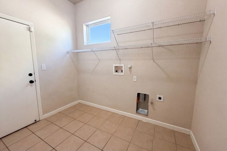 Photo 16 of 23 of 2513 Milagro Ridge Ct NE, Rio Rancho, NM