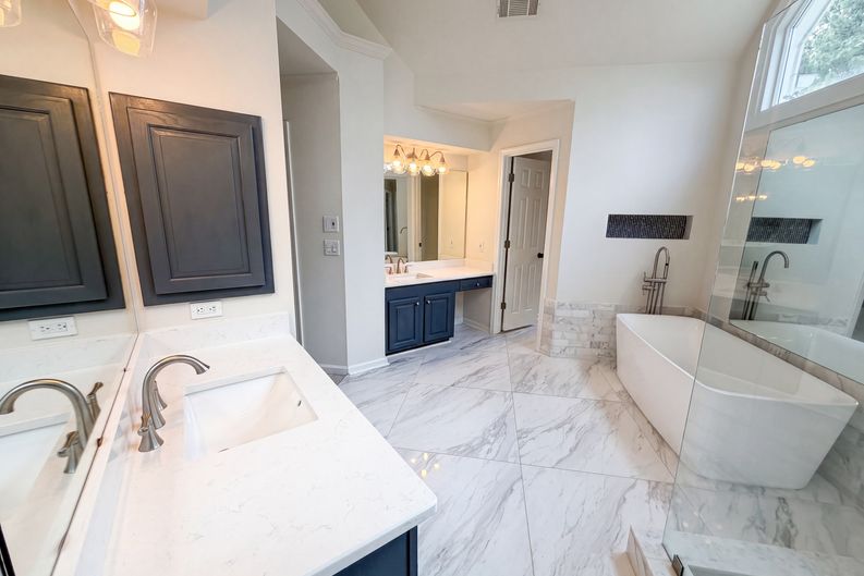 Photo 11 of 26 of 1900 Milfield Cir, Snellville, GA