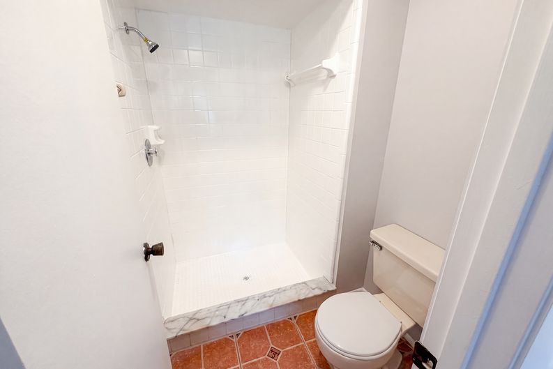Photo 23 of 31 of 7756 Barberry Dr, Orlando, FL