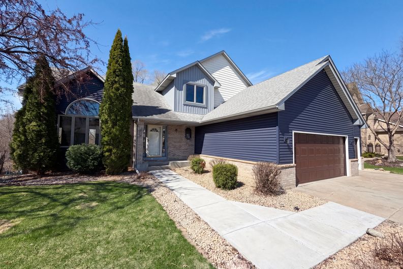 Photo 32 of 38 of 8433 Upland Ln N, Maple Grove, MN