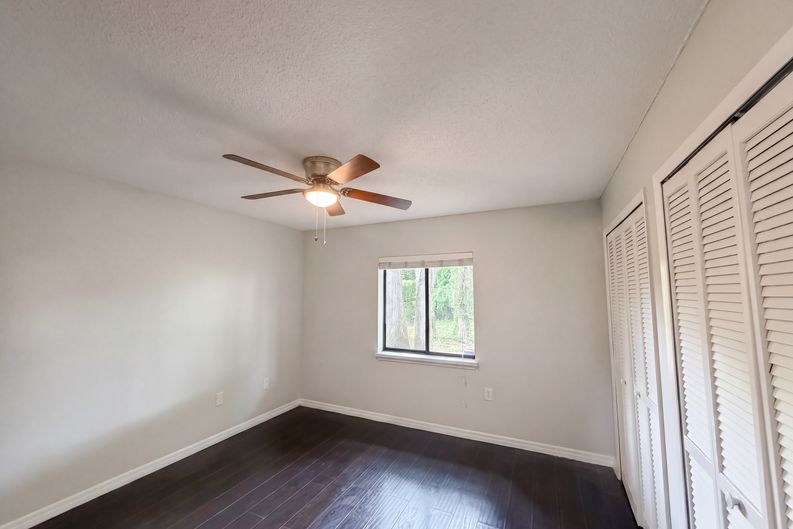 Photo 14 of 21 of 3622 Shady Grove Cir, Orlando, FL
