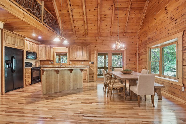 Photo 12 of 36 of 702 Ranch Mountain Dr, Dahlonega, GA