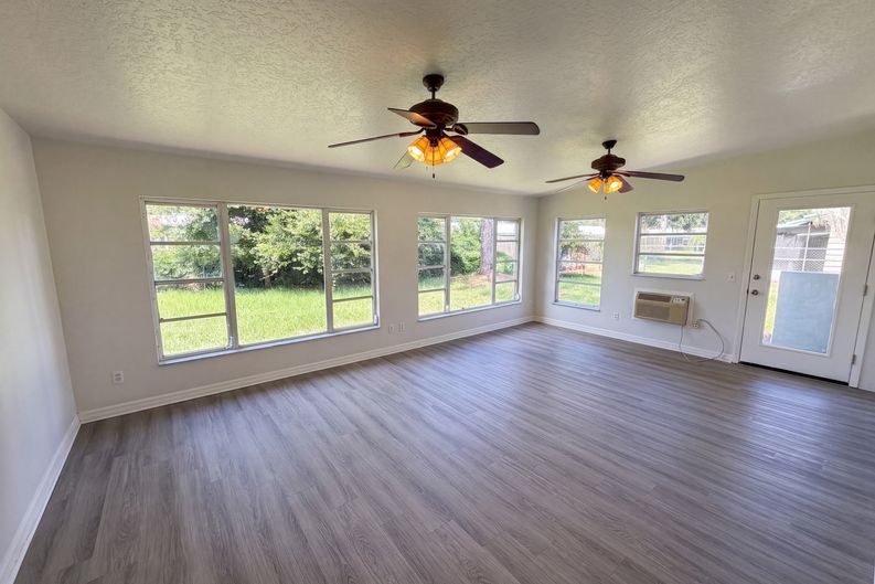 Photo 20 of 28 of 1148 Wentworth Cir, Rockledge, FL