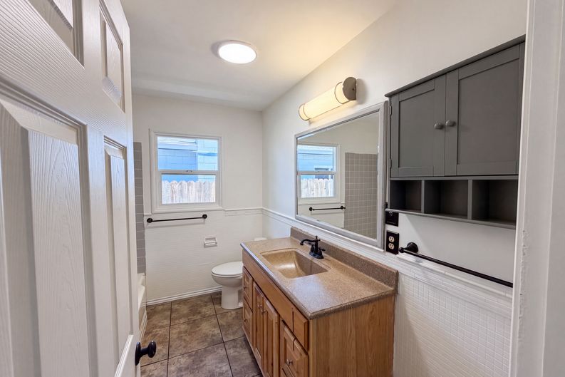 Photo 20 of 41 of 719 N Crescent Ave, Lodi, CA