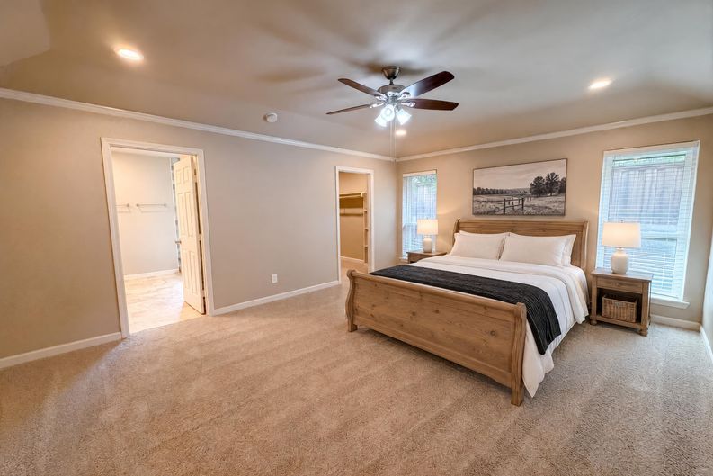 Photo 5 of 19 of 1533 Parkside Trl, Lewisville, TX