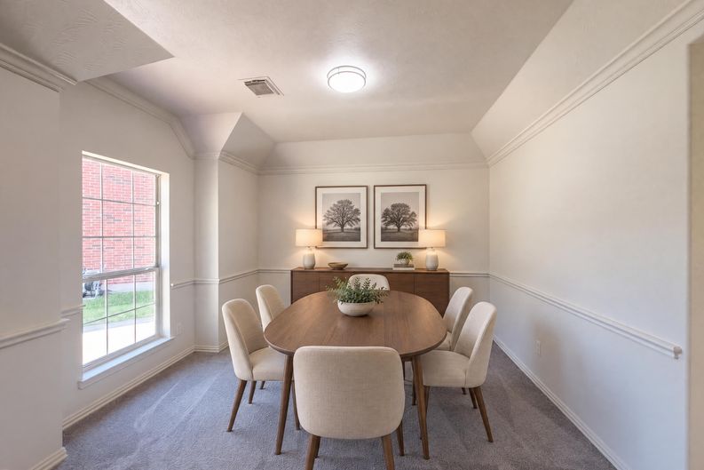 Photo 6 of 31 of 3307 Wolf Ct, Pearland, TX