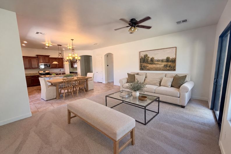 Photo 8 of 23 of 16148 W Glenrosa Ave, Goodyear, AZ