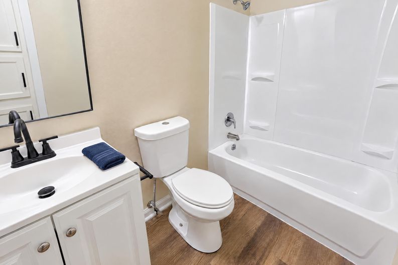 Photo 18 of 21 of 324 W Avenue C, Belton, TX