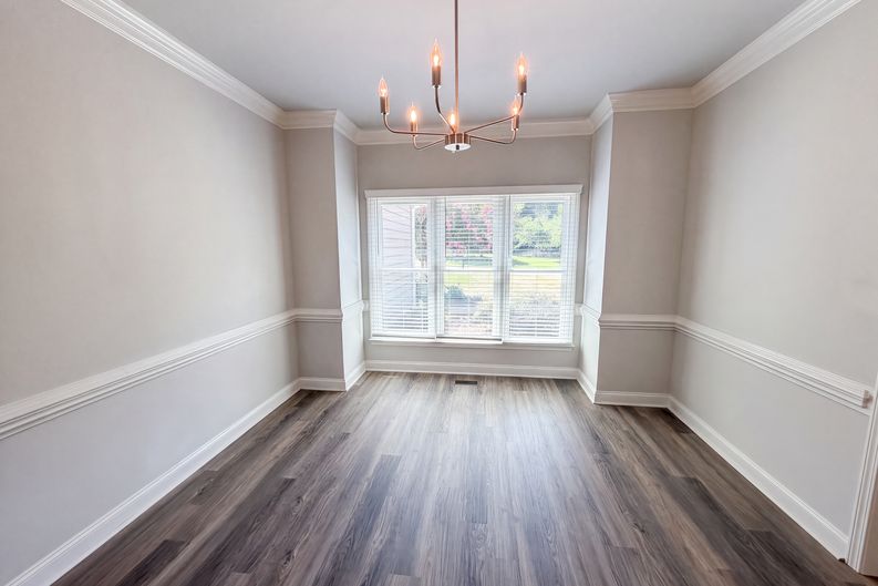 Photo 9 of 23 of 212 Timberlane Dr, Belmont, NC