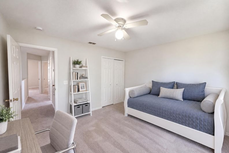 Photo 11 of 18 of 1021 Dekleva Dr, Apopka, FL