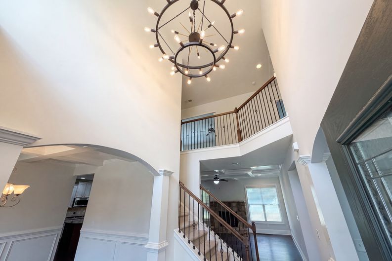 Photo 6 of 51 of 1481 Azalea Brook Dr, Lawrenceville, GA