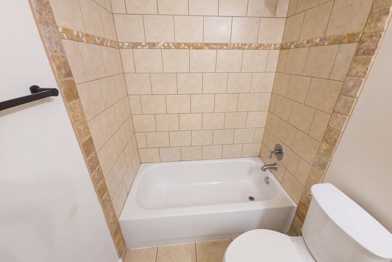 Photo 21 of 100 of 809 Arbor Way, Loganville, GA