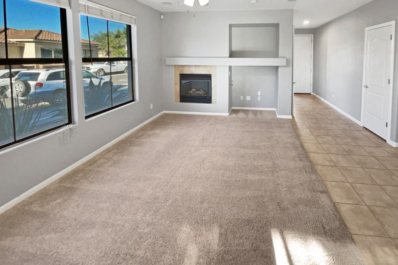 Photo 3 of 33 of 13613 W Cypress St, Goodyear, AZ