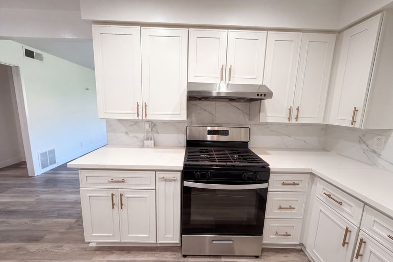 Photo 5 of 33 of 12927 Lariat Ln, Norwalk, CA