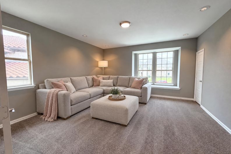 Photo 17 of 42 of 7221 Durand Dr, Irving, TX