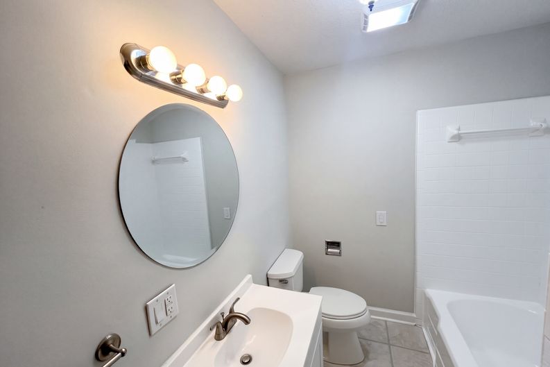 Photo 18 of 24 of 905 3rd St, Spencer, NC