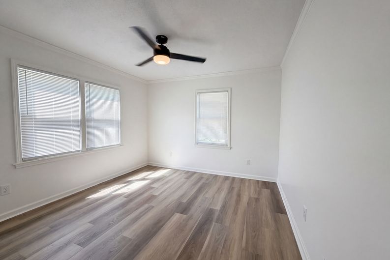 Photo 8 of 19 of 5525 Yecker Ave, Kansas City, KS