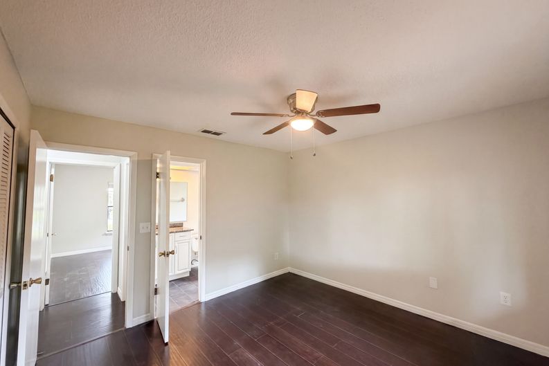 Photo 15 of 21 of 3622 Shady Grove Cir, Orlando, FL