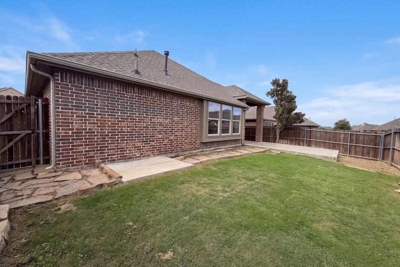Photo 25 of 28 of 14728 Cedar Flat Way, Roanoke, TX
