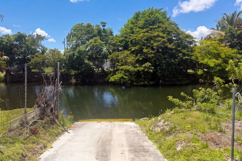 Photo 21 of 22 of 6200 SW 109th Ave, Miami, FL