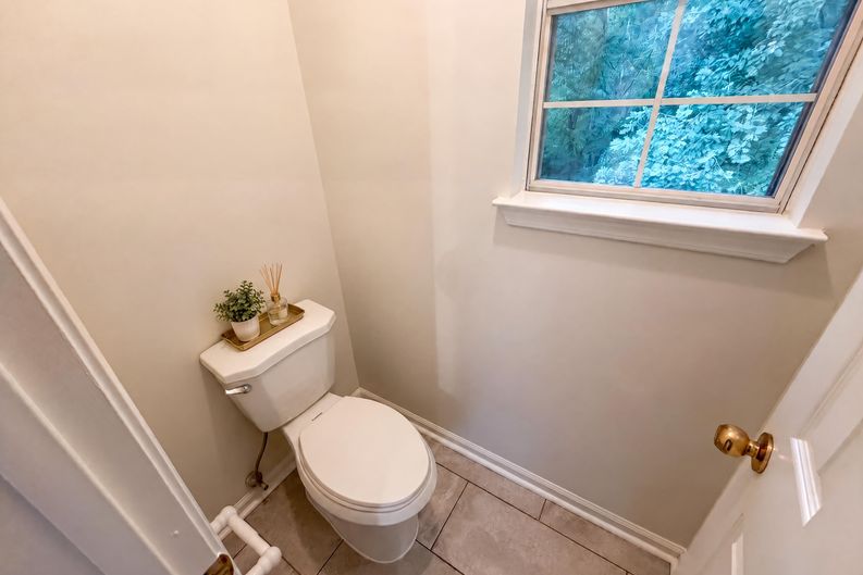 Photo 31 of 50 of 1800 Ivy Stone Ct, Buford, GA