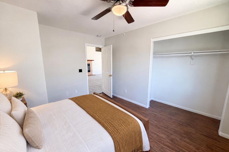 Photo 11 of 28 of 13185 Great Falls Ave, Victorville, CA