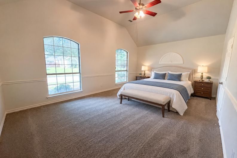 Photo 6 of 21 of 529 Olympia St, Desoto, TX