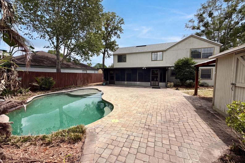 Photo 25 of 28 of 8382 Chason Rd W, Jacksonville, FL