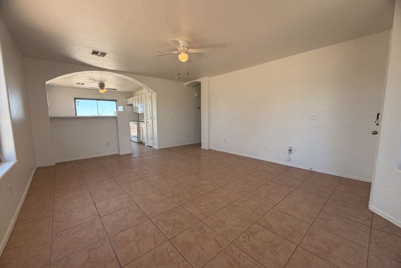 Photo 3 of 16 of 5829 E Preakness Dr, San Tan Valley, AZ