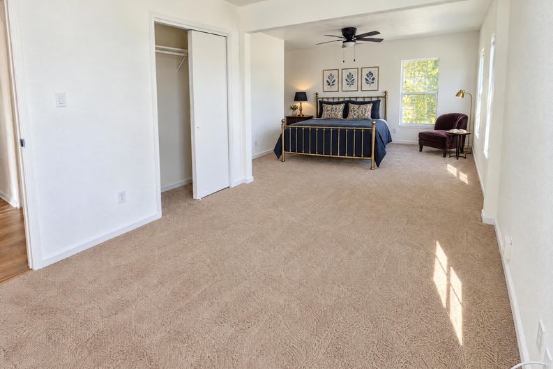 Photo 9 of 21 of 324 W Avenue C, Belton, TX