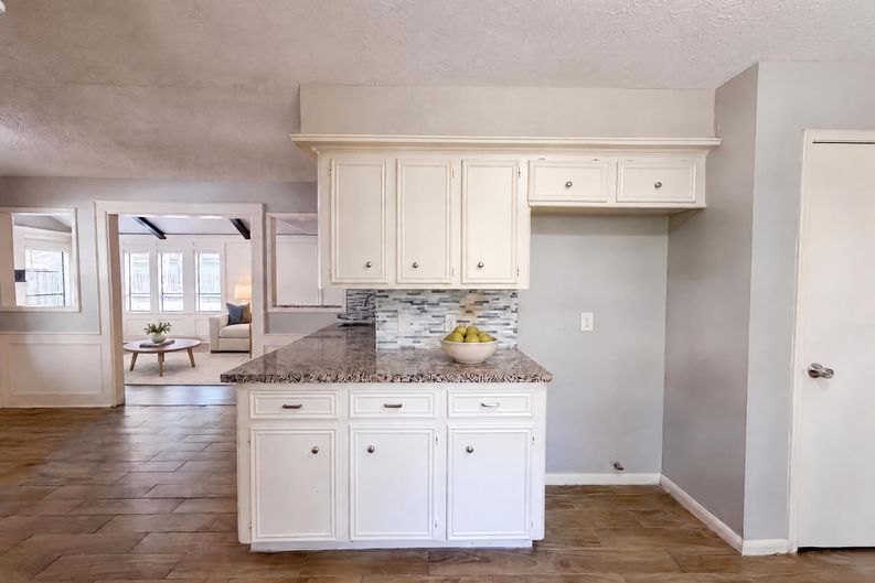 Photo 11 of 25 of 17810 Asphodel Ln, Spring, TX