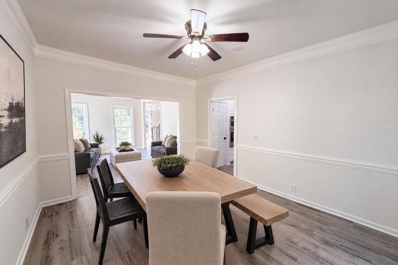 Photo 9 of 31 of 12209 Willingdon Rd, Huntersville, NC