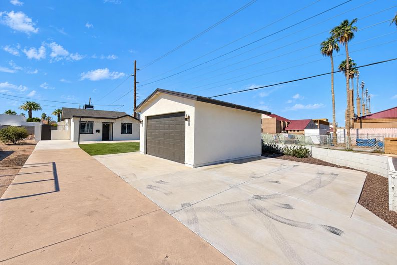 Photo 27 of 29 of 1131 E Virginia Ave, Phoenix, AZ