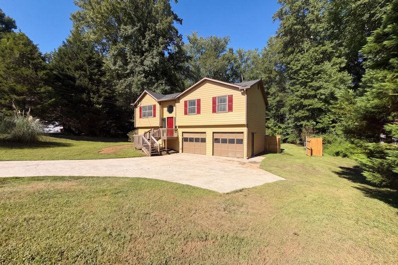 Photo 19 of 28 of 324 Adelene Way, Dallas, GA