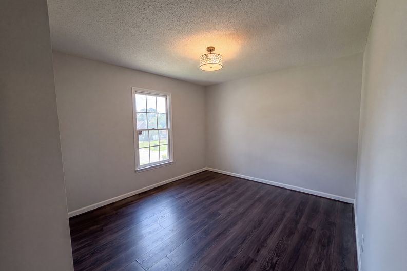 Photo 13 of 17 of 4013 Burleigh Pl, Fayetteville, NC