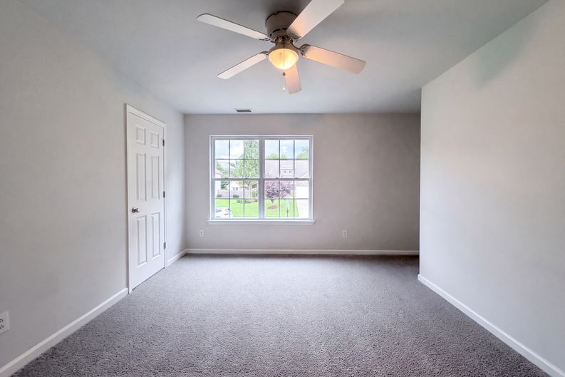 Photo 10 of 18 of 127 Edgington St, Mooresville, NC