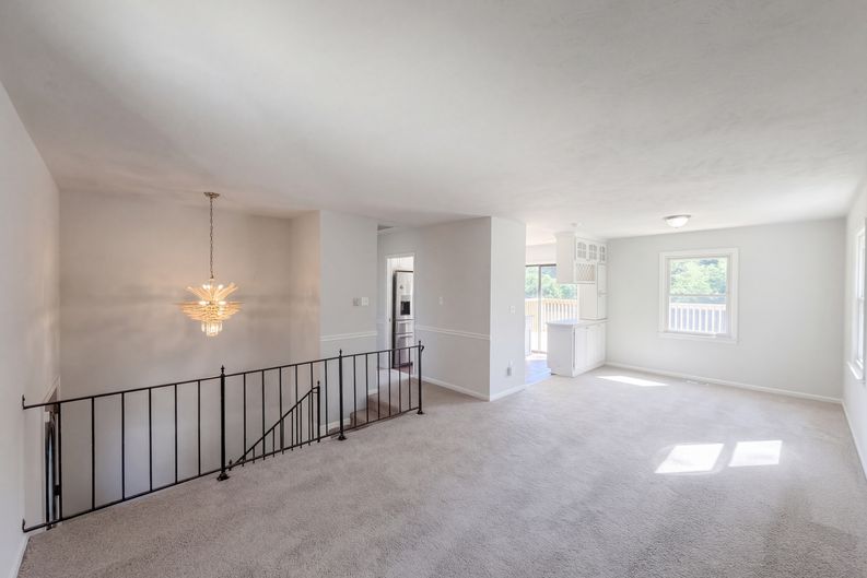 Photo 3 of 16 of 5408 Woodard Ct, Fayetteville, NC