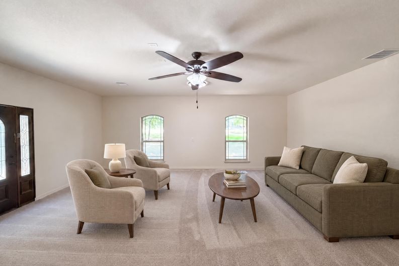 Photo 10 of 25 of 121 Rey Del Mar Cir, Weatherford, TX