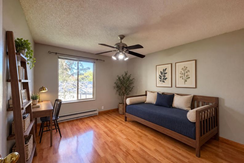 Photo 14 of 25 of 11776 SW Boones Bend Dr, Beaverton, OR
