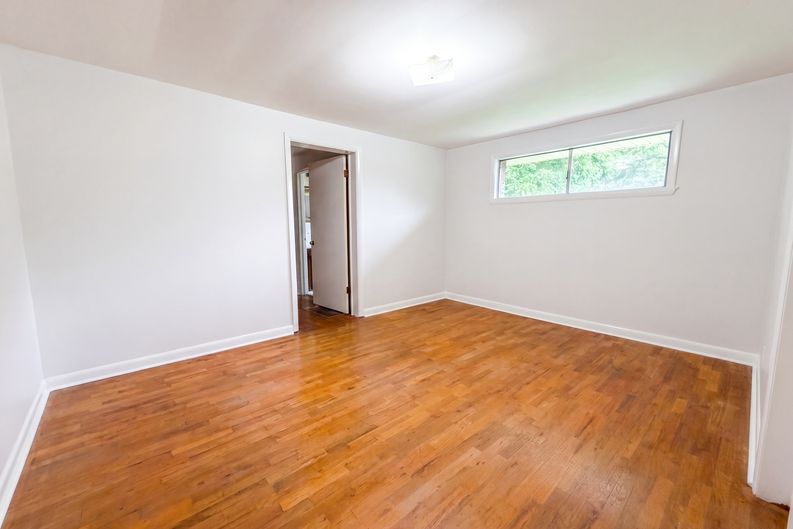 Photo 7 of 16 of 624 Belview St, Bessemer, AL