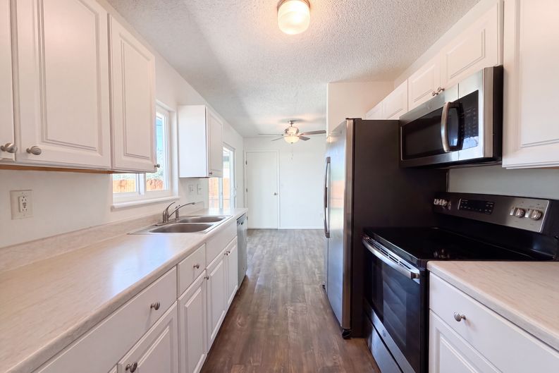 Photo 14 of 33 of 3516 Vernon Dr, Laporte, CO