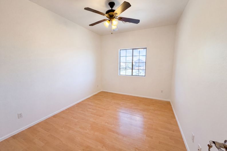 Photo 20 of 32 of 17249 W Cocopah St, Goodyear, AZ
