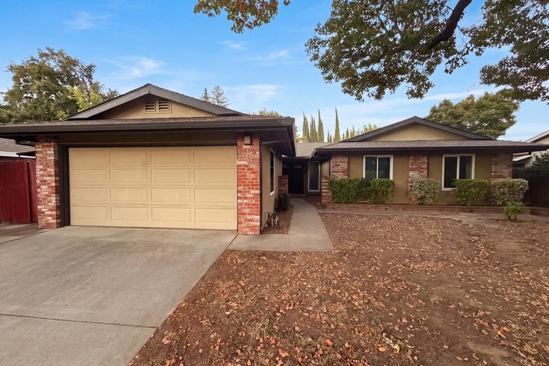 Photo 23 of 27 of 2605 Waterton Way, Sacramento, CA