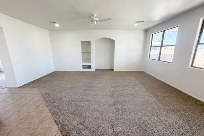 Photo 6 of 36 of 9029 W Yukon Dr, Peoria, AZ