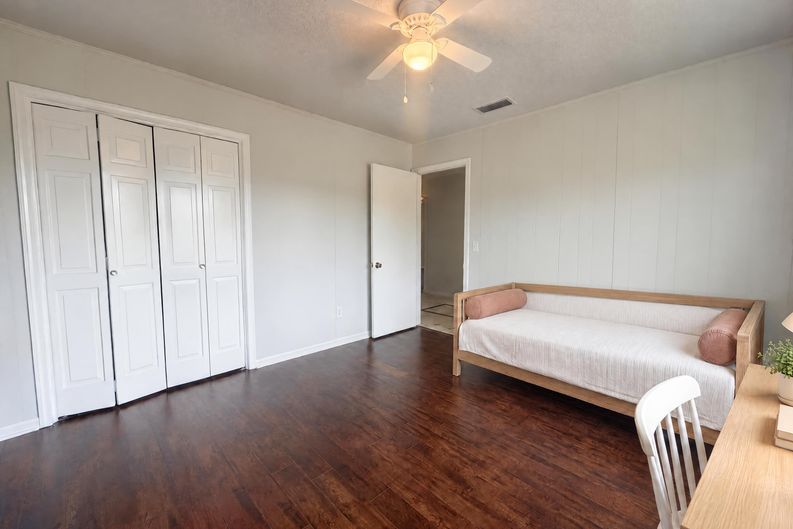 Photo 6 of 22 of 606 Gulfstream Trl S, Orange Park, FL